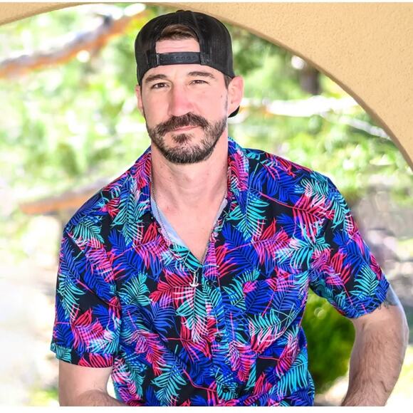 Red Brand Colorful Tropical palm print Hawaiian  Shirt NEW Size small - Picture 1 of 11